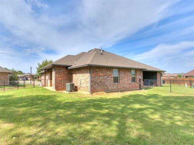 Photo 5 — 8801 SW 55th Street A&B, Oklahoma City, OK 73179