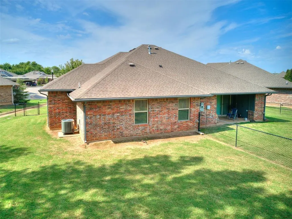Photo 16 — 8801 SW 55th Street A&B, Oklahoma City, OK 73179