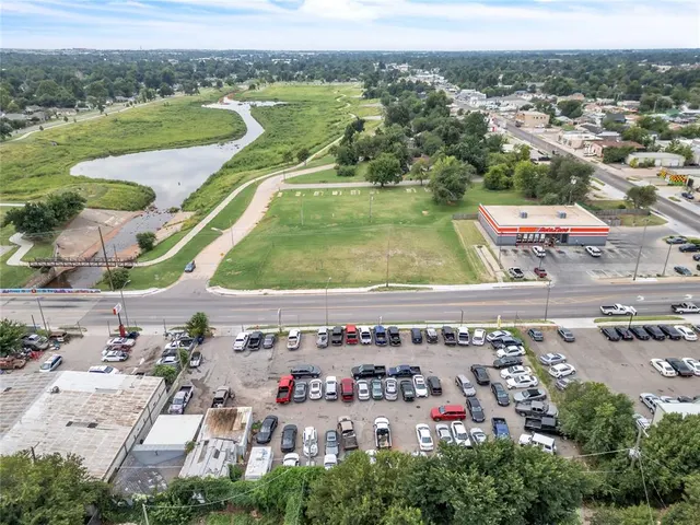 Photo 5 — 111 SW 29 Street, Oklahoma City, OK 73109