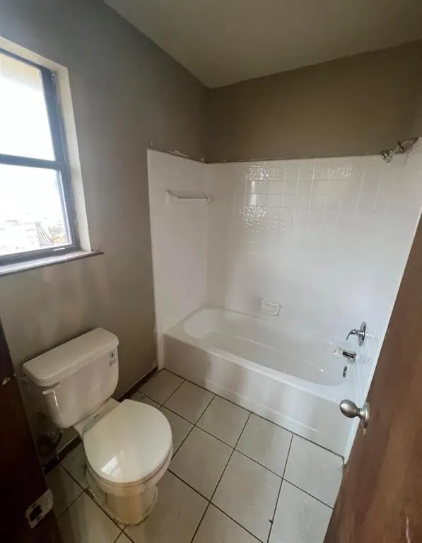 Photo 7 — 609 NW 109th Street, Oklahoma City, OK 73114