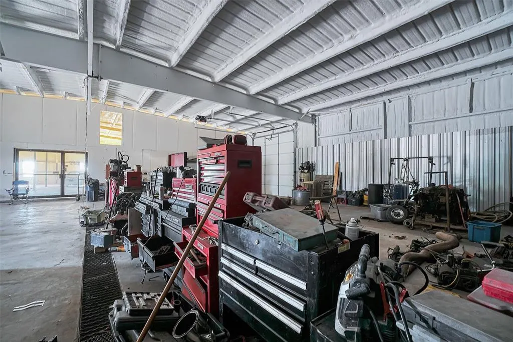 Photo 16 — 1707 N Glenn English Street, Cordell, OK 73632