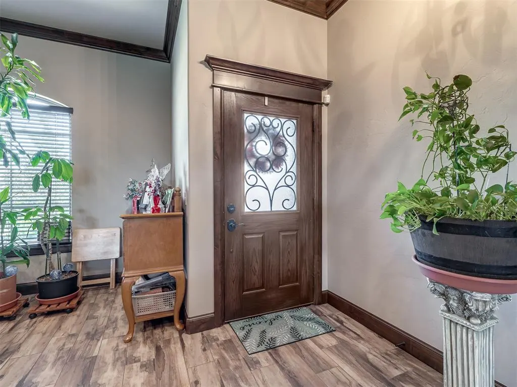 Photo 4 — 534 W Chickasaw Court Way, Mustang, OK 73064