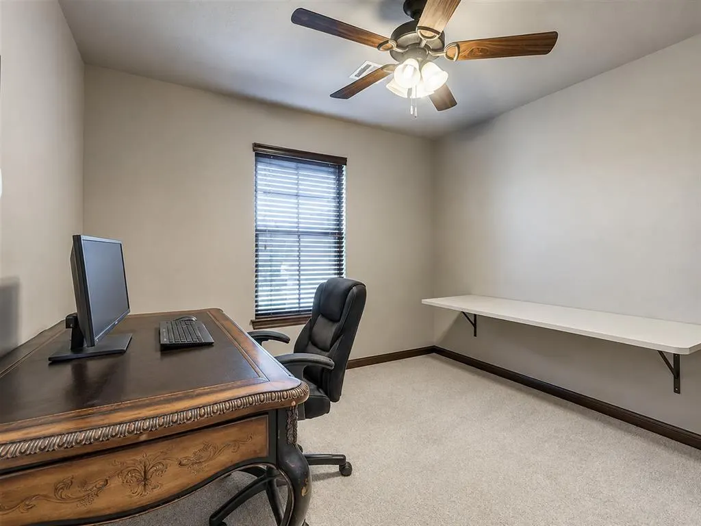 Photo 13 — 534 W Chickasaw Court Way, Mustang, OK 73064