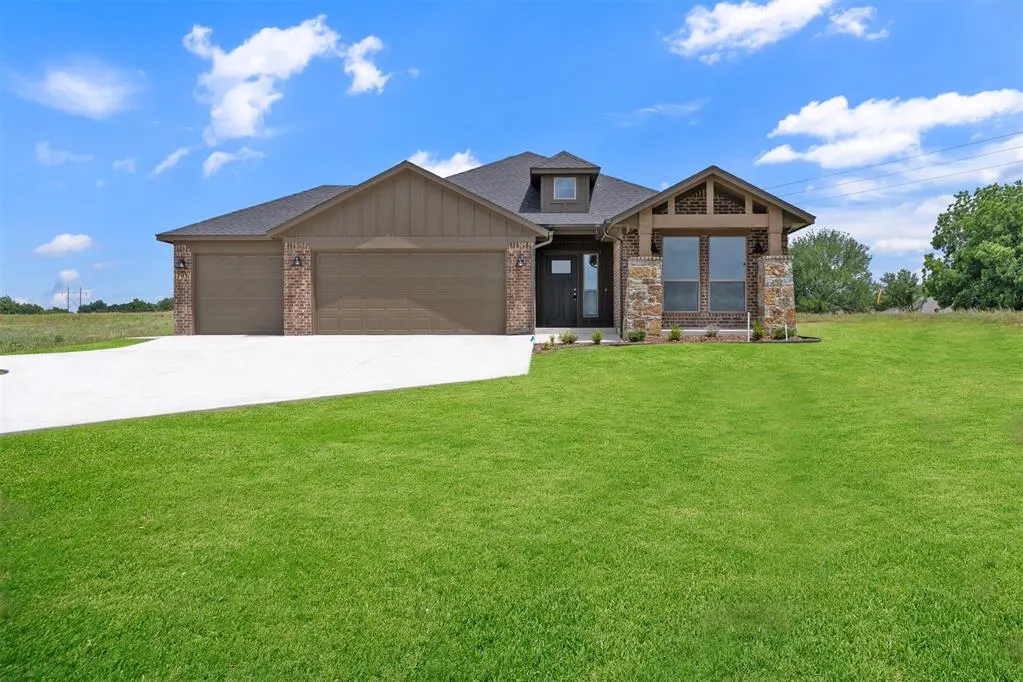 Front exterior — 17931 240th Street, Washington, OK 73093