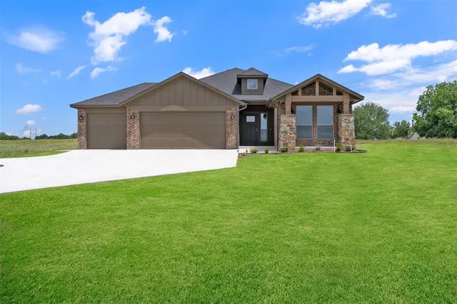 Front exterior — 17931 240th Street, Washington, OK 73093