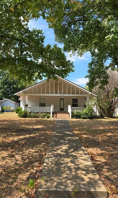 Photo 2 — 219 S 5th Street, Okemah, OK 74859