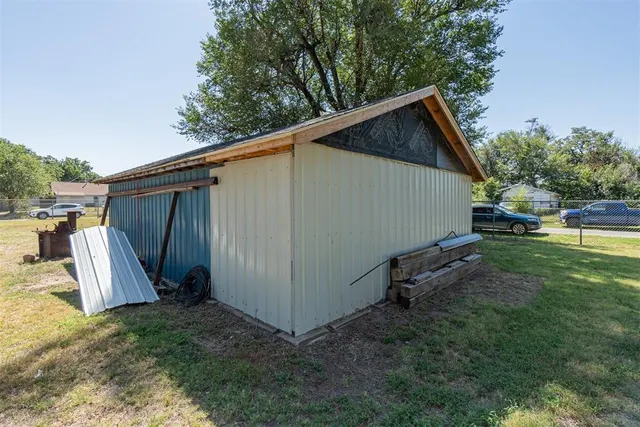 Photo 3 — 2502 N Adams Street, Enid, OK 73701