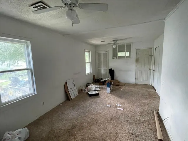 Photo 3 — 204 W Kittyhawk Drive, Oklahoma City, OK 73110