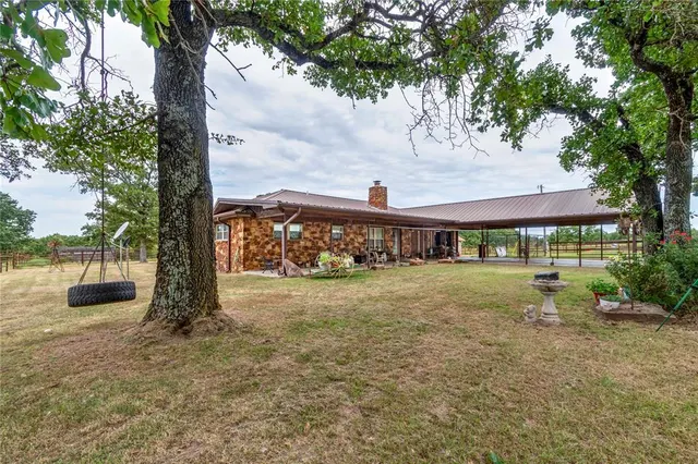 Photo 3 — 99027 N 3600 Road, Paden, OK 74860