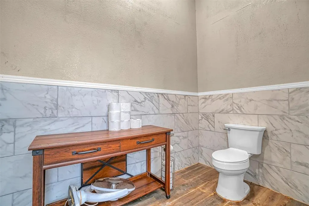 Photo 9 — 611 E Clark Avenue, Weatherford, OK 73096