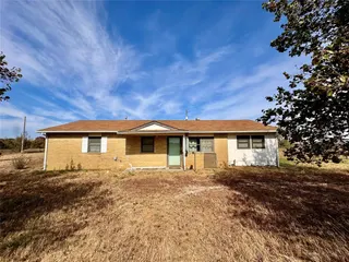 Sold home at 35087 EW 1240 Road