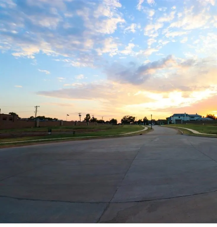 Photo 4 — 1100 Cumberland Court, Nichols Hills, OK 73116
