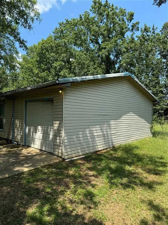 Photo 5 — 706 MockingBird Lane, Idabel, OK 74745