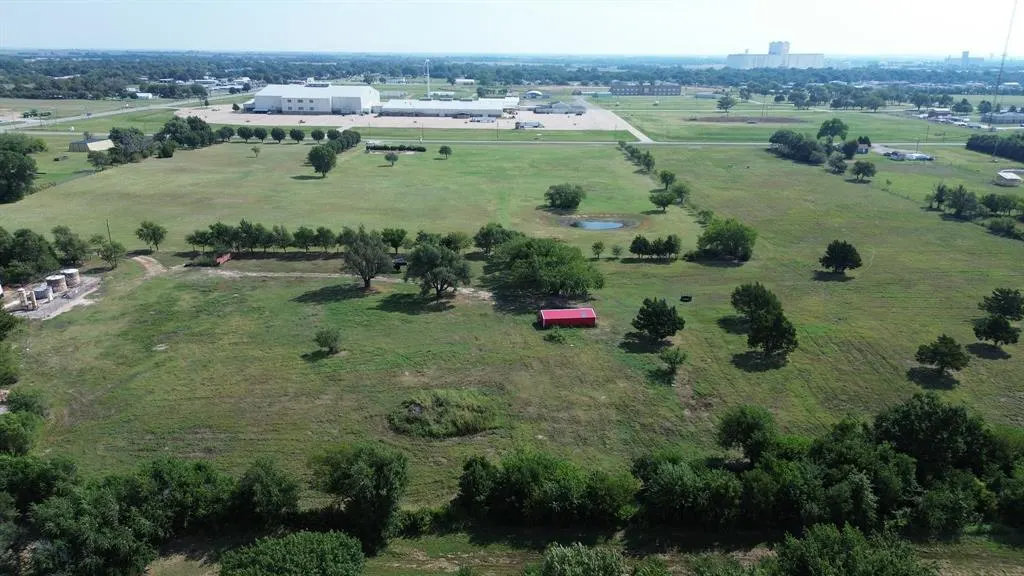 Photo 4 — 3614 N washington Street, Enid, OK 73701