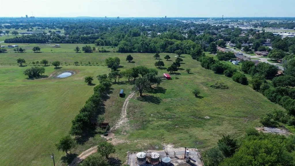Photo 5 — 3614 N washington Street, Enid, OK 73701