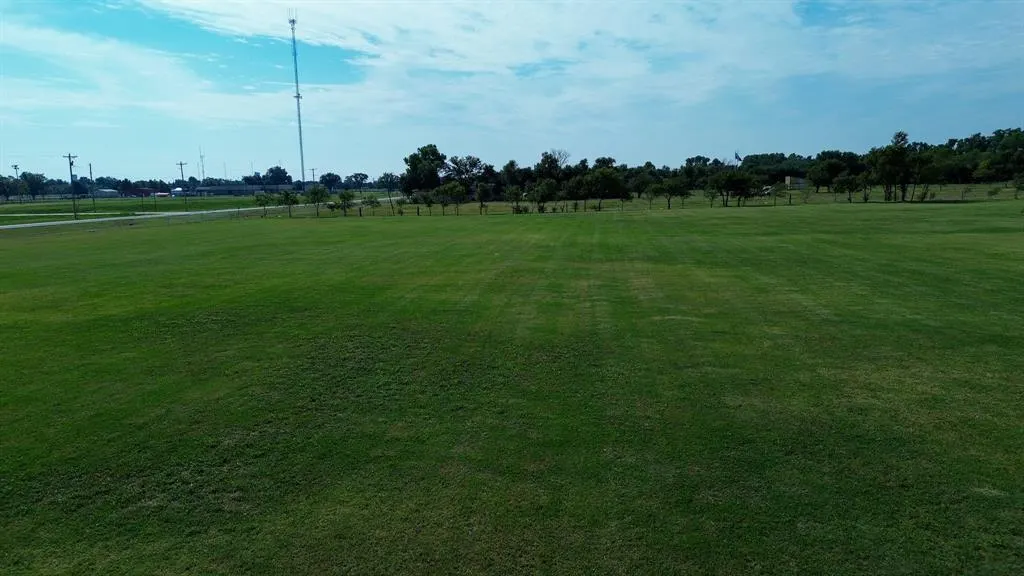 Photo 10 — N Washington Street, Enid, OK 73701