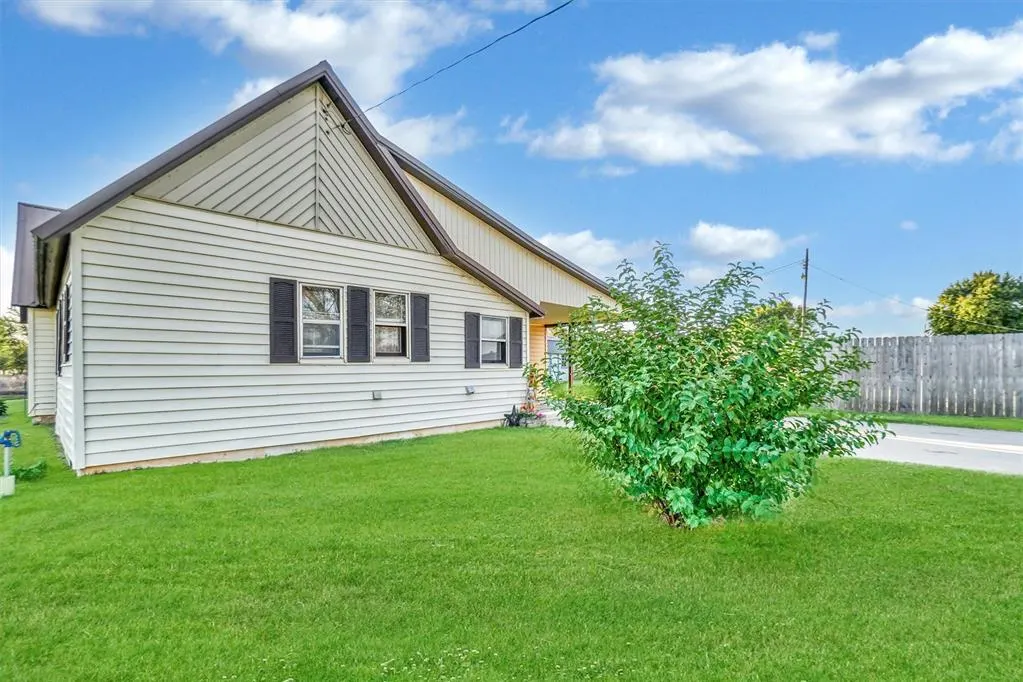 Photo 2 — 114 E Hamar Avenue, Taloga, OK 73667