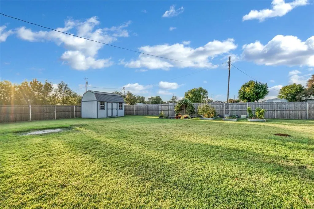 Photo 33 — 114 E Hamar Avenue, Taloga, OK 73667