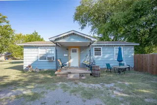 Sold home at 609 SW 6th Street