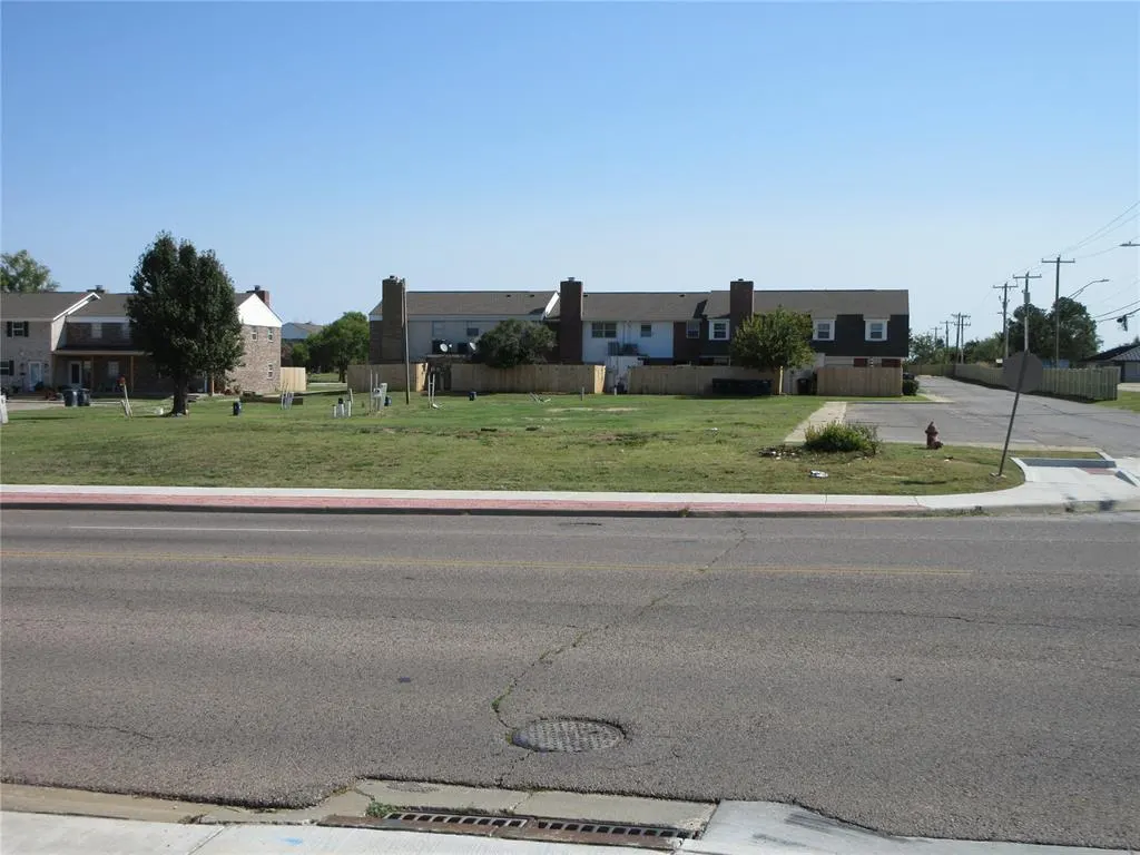 Front exterior — 3901 N Kickapoo Street, Shawnee, OK 74804