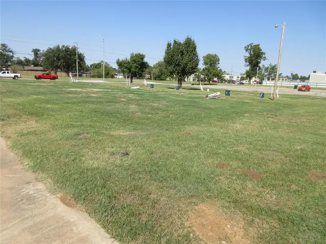 Photo 2 — 3901 N Kickapoo Street, Shawnee, OK 74804