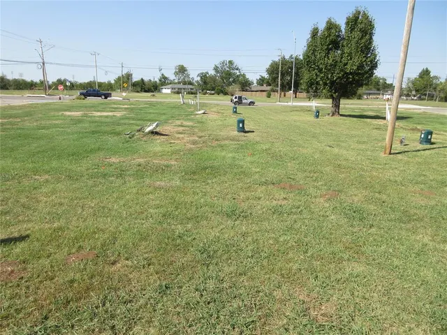Photo 4 — 3901 N Kickapoo Street, Shawnee, OK 74804