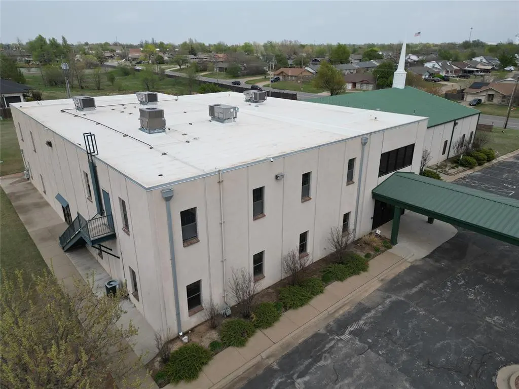 Photo 35 — 10901 S Santa Fe Avenue, Oklahoma City, OK 73170