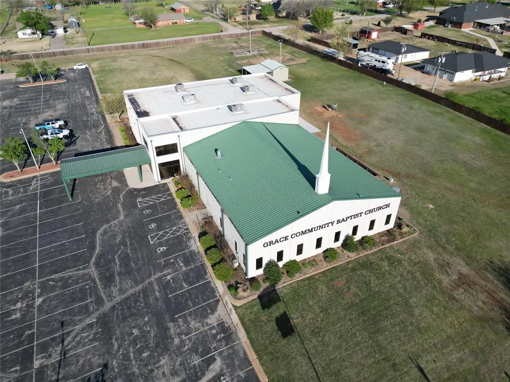 Photo 2 — 10901 S Santa Fe Avenue, Oklahoma City, OK 73170