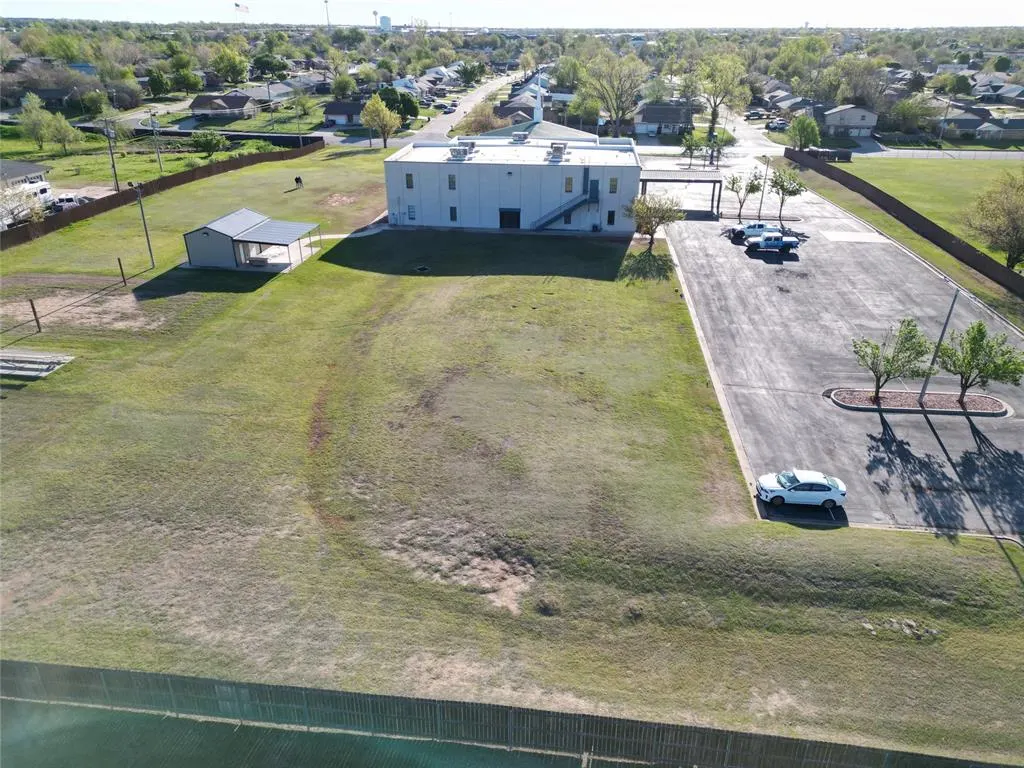 Photo 3 — 10901 S Santa Fe Avenue, Oklahoma City, OK 73170