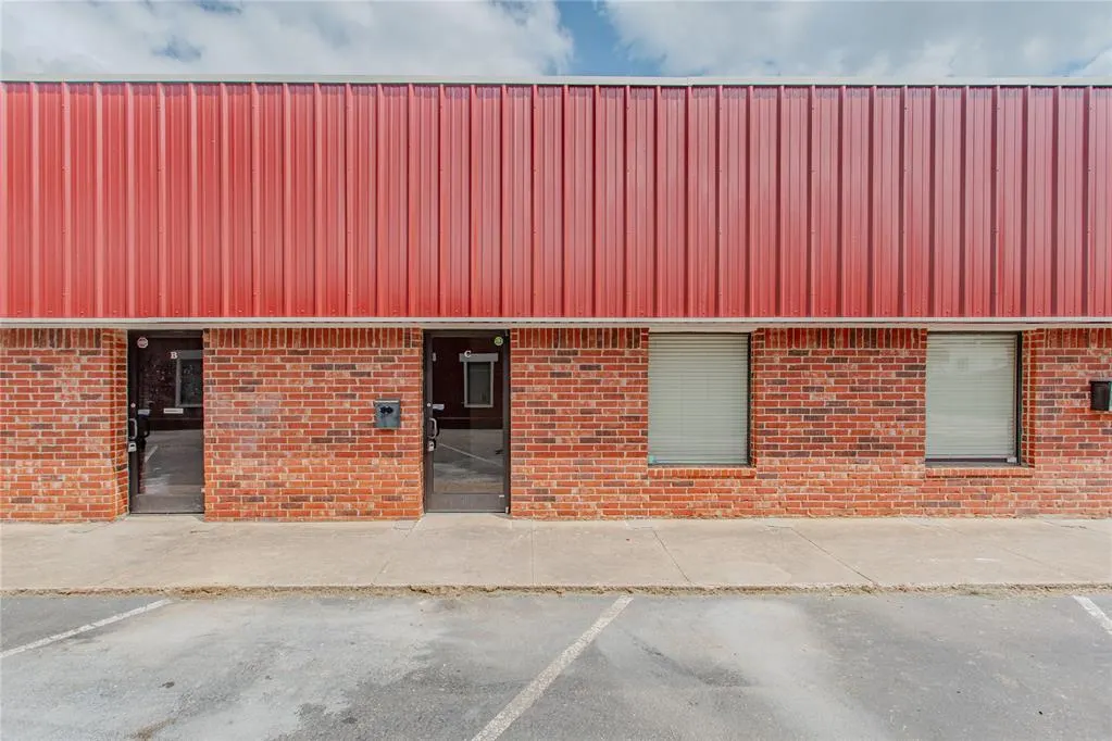 Photo 3 — 320 W Main Street, Norman, OK 73069