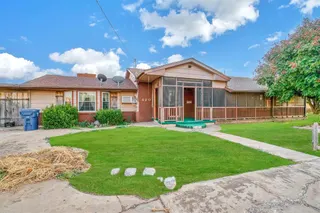 Sold home at 420 W 8th Street