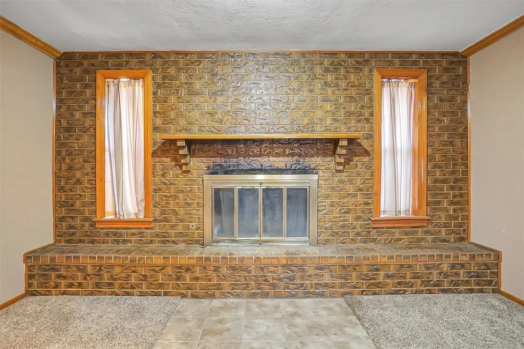 Photo 5 — 420 W 8th Street, Cordell, OK 73632