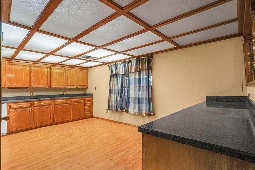 Photo 13 — 420 W 8th Street, Cordell, OK 73632