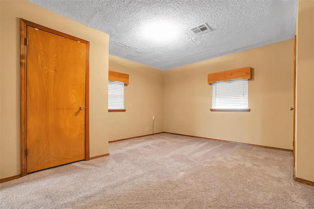 Photo 23 — 420 W 8th Street, Cordell, OK 73632