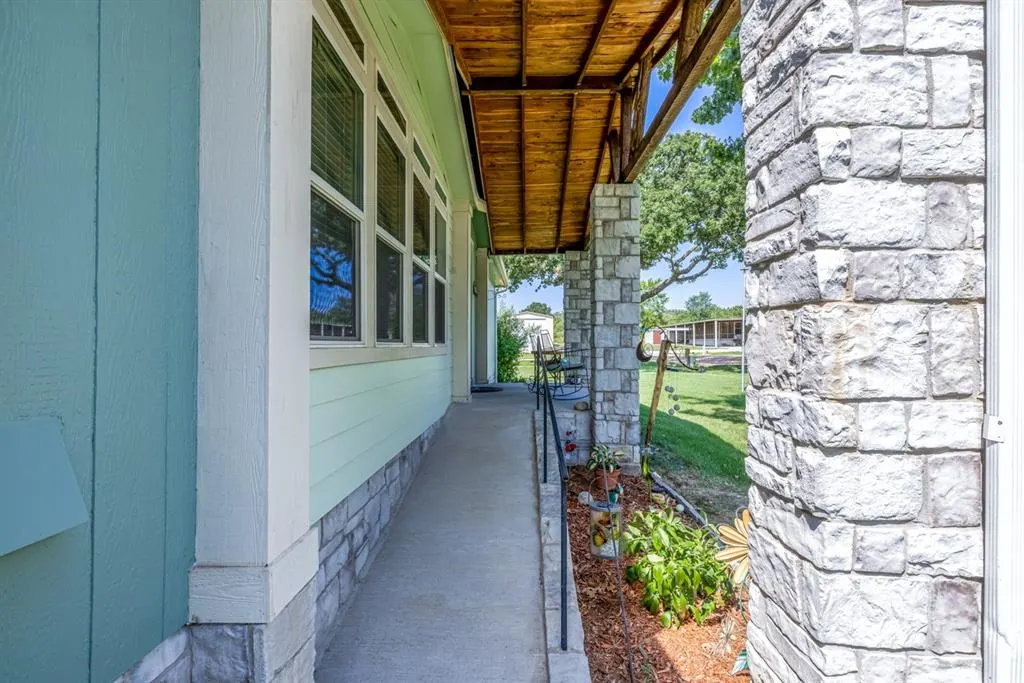 Photo 9 — 713 Terrace Place, Sulphur, OK 73086
