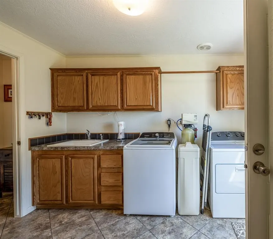 Photo 31 — 713 Terrace Place, Sulphur, OK 73086