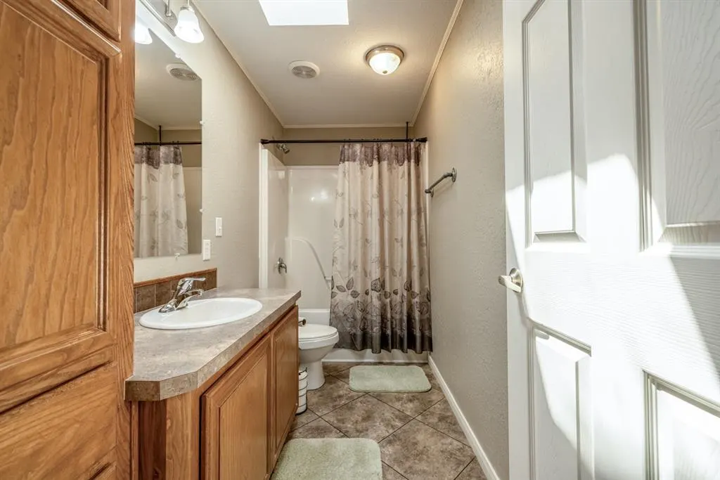 Photo 42 — 713 Terrace Place, Sulphur, OK 73086