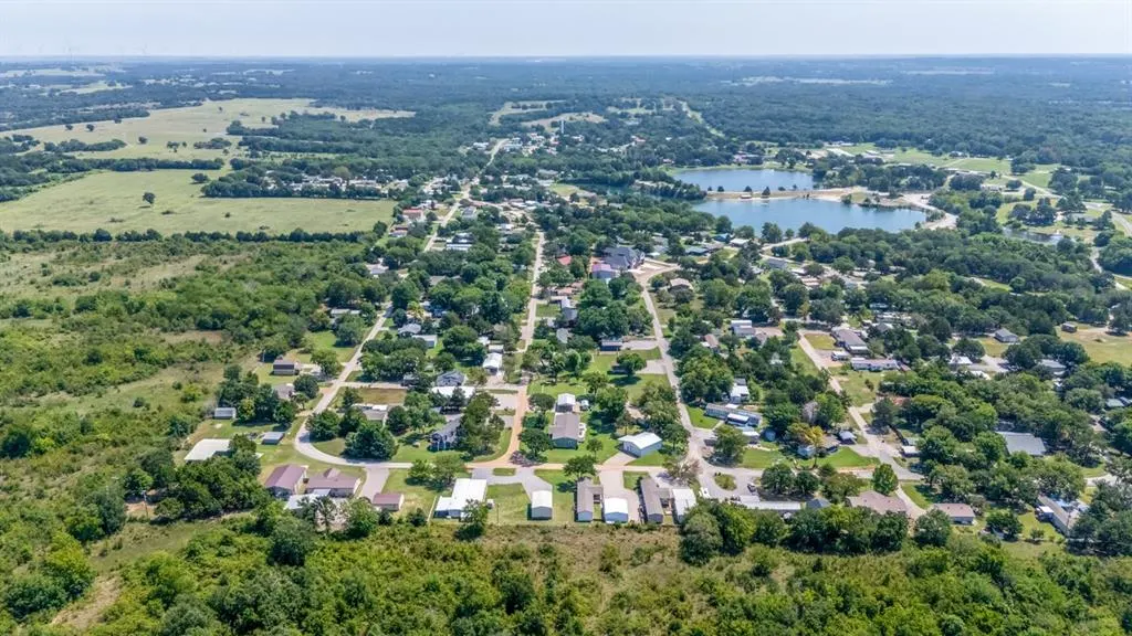 Photo 5 — 713 Terrace Place, Sulphur, OK 73086