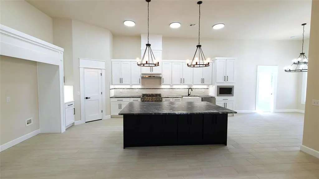 Photo 13 — 1308 W Harvard Way, Mustang, OK 73064