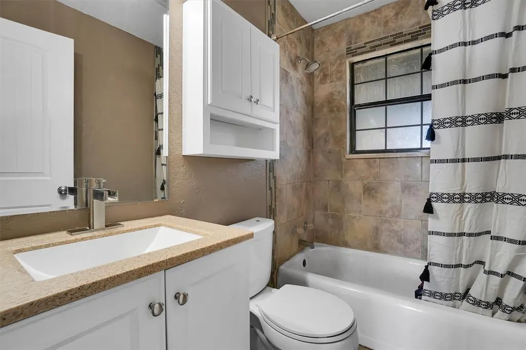 Photo 11 — 206 Denise Drive, Burns Flat, OK 73647