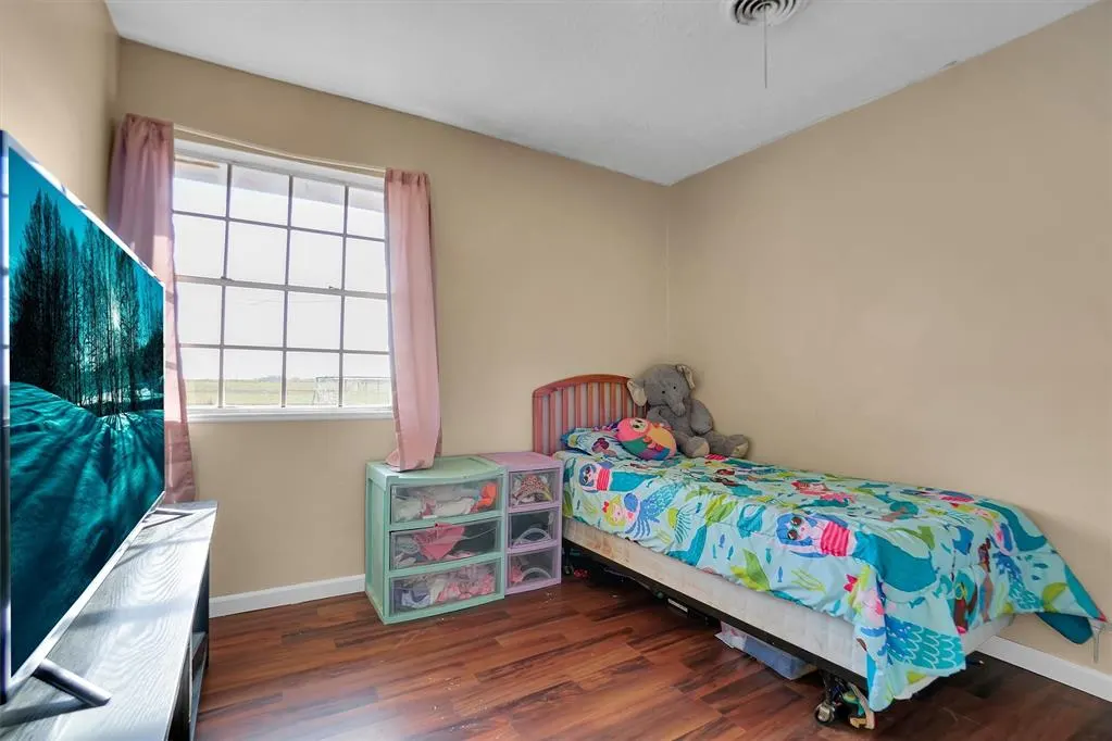 Photo 13 — 206 Denise Drive, Burns Flat, OK 73647