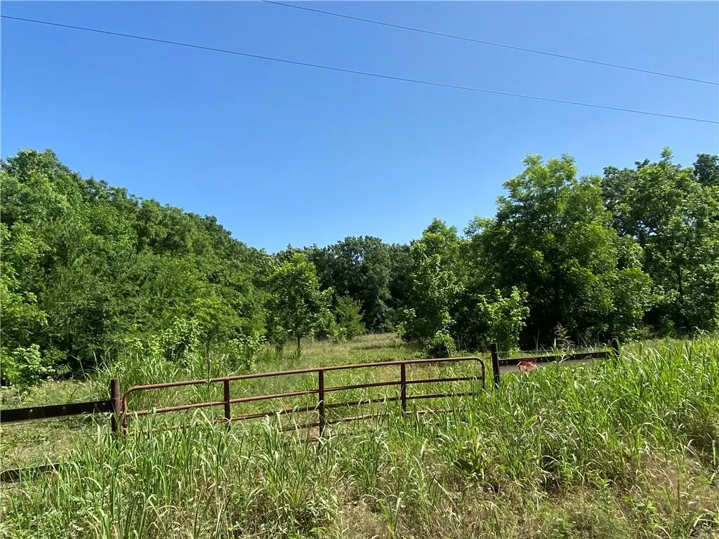 Photo 2 — 000 E County Road 1510, Stratford, OK 74872