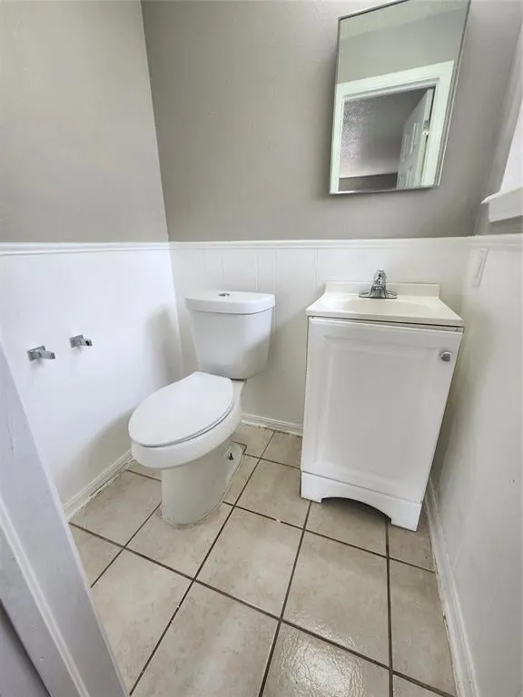 Photo 8 — 5300 Creekwood Terrace, Oklahoma City, OK 73135