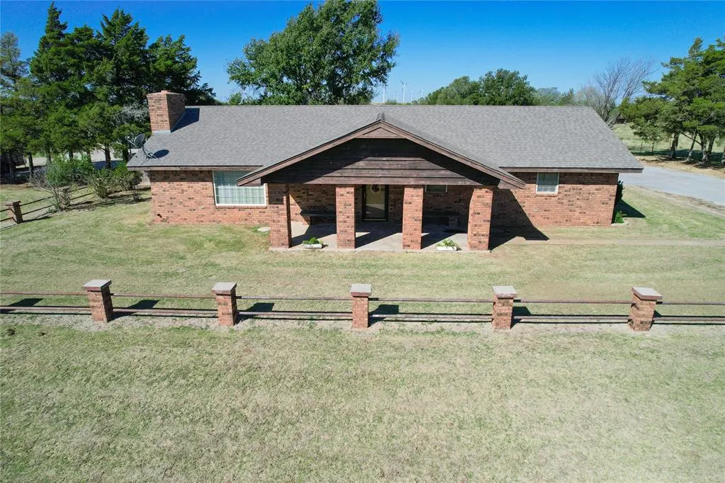 Photo 4 — 1001 Main Street, Rocky, OK 73661