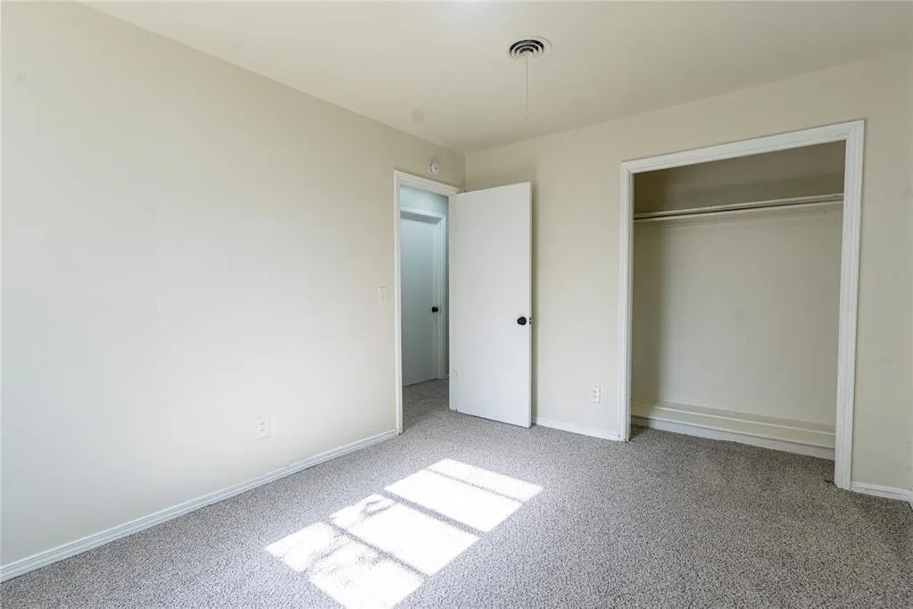 Photo 10 — 3201 Longridge Road, Del City, OK 73115