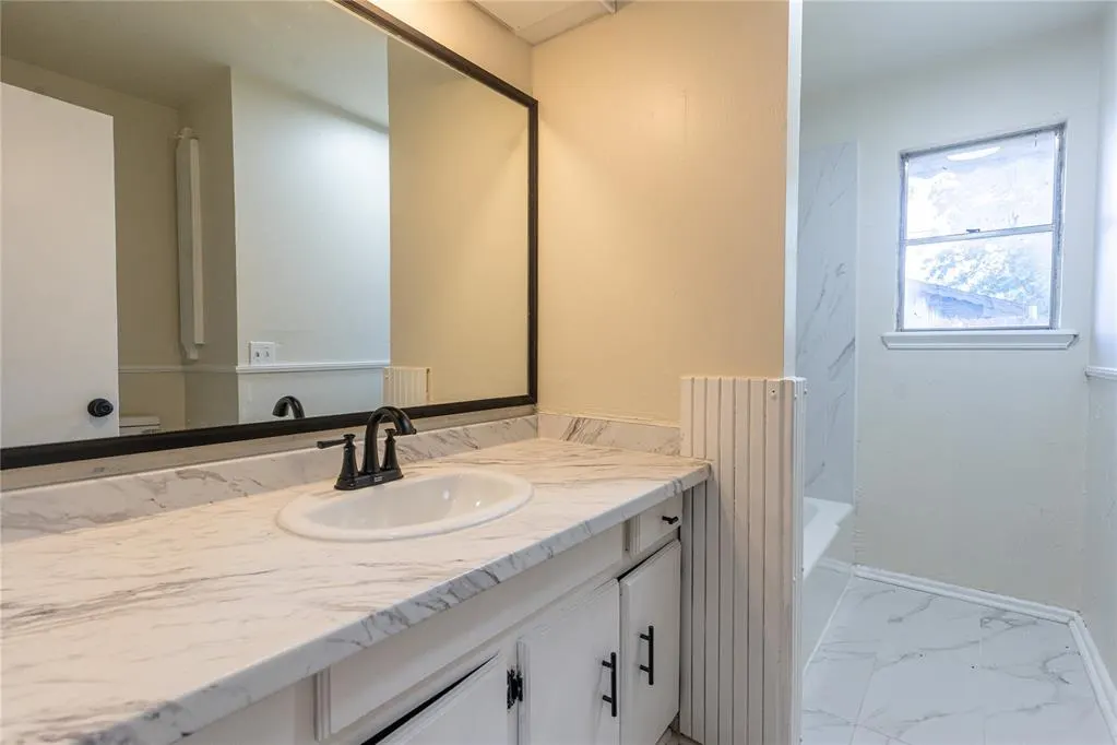 Photo 13 — 3201 Longridge Road, Del City, OK 73115