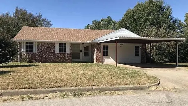 Front exterior — 4501 Meadowpark Drive, Midwest City, OK 73110