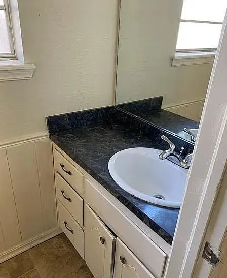 Photo 9 — 9816 NE 5th Street, Midwest City, OK 73130