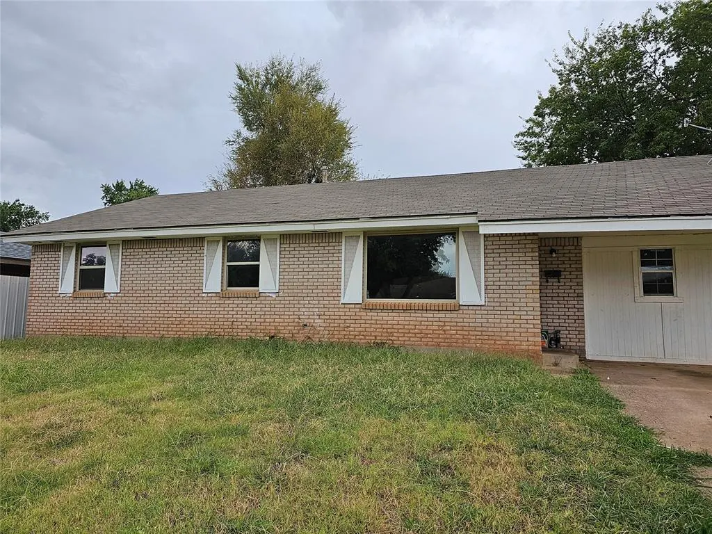 Front exterior — 3200 Neighbors Lane, Del City, OK 73115