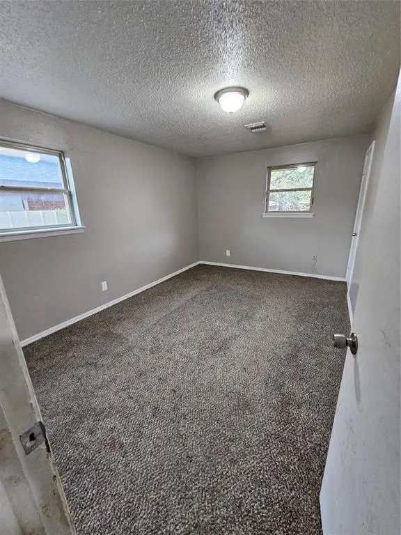 Photo 2 — 3200 Neighbors Lane, Del City, OK 73115